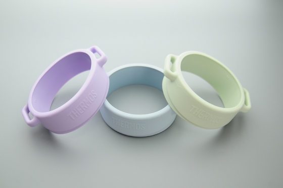Le moulage par injection en plastique en caoutchouc partie le silicone liquide TPU